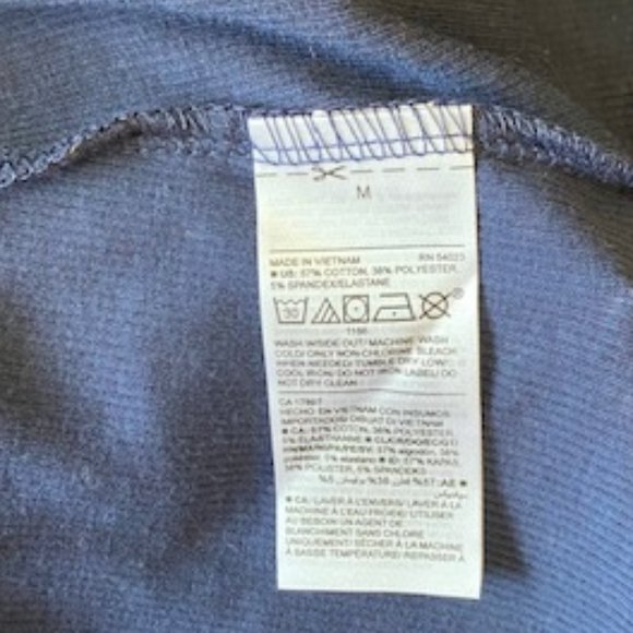 Old Navy Slim Fit Scoop Neck Navy floral long sleeve ribbed tee sz M - Picture 5 of 6